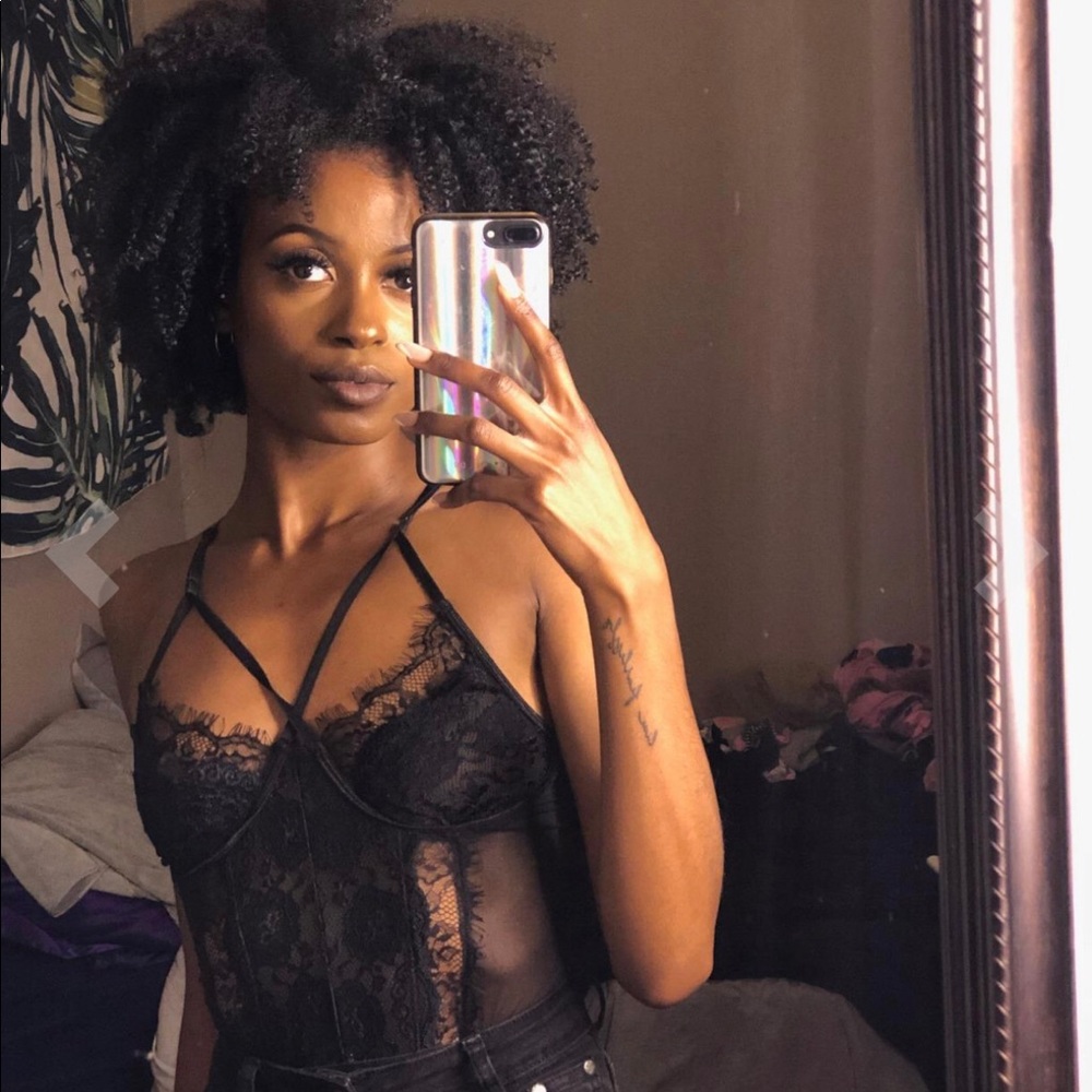 Black eye lash lace lingerie bodysuit - Picture 2 of 6